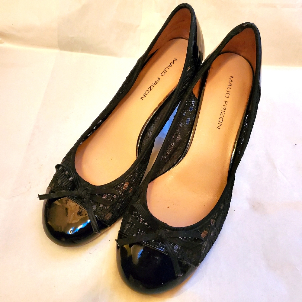 Maud frizon lace leather kitten heels